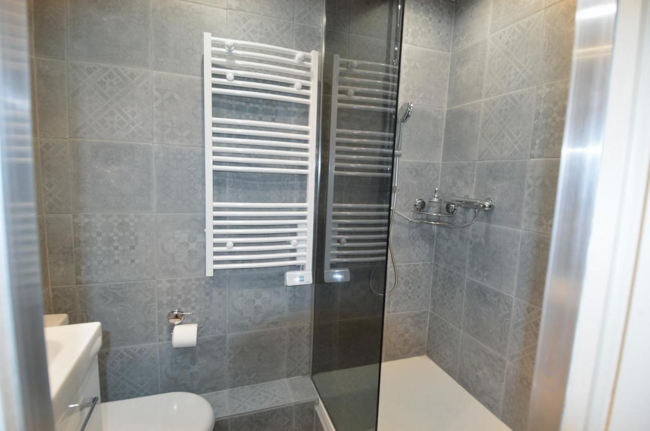Superbe Appartement 5 Personnes Plein Coeur Centre-Ville Quartier Du Port De Nice Exterior photo